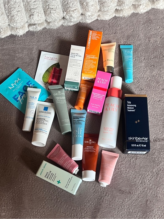 Clarins Other - 18 piece skin care set - unused samples and full sized products